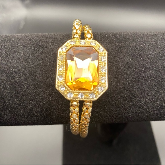 Vintage Citrine Gold Tone Bracelet - Picture 2 of 8